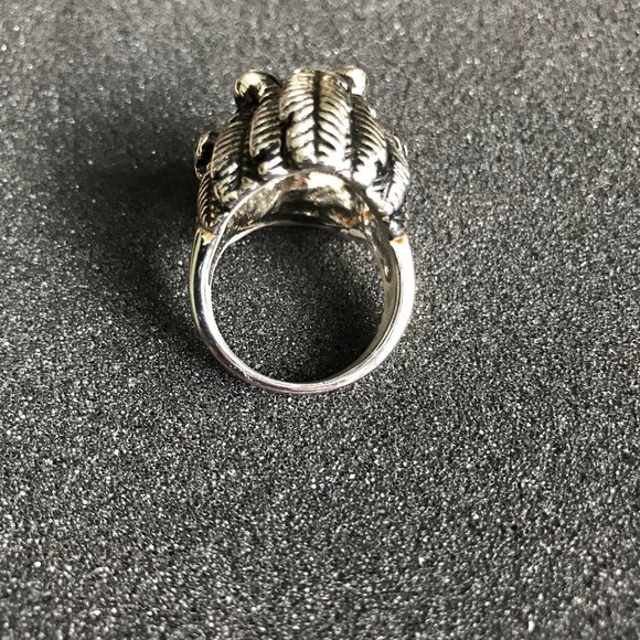 Stainless Steel Lion Head Biker Ring - Picture 3 of 6
